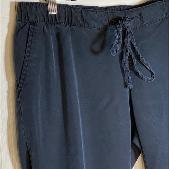 GAP Maternity Drawstring Joggers - Picture 3 of 5